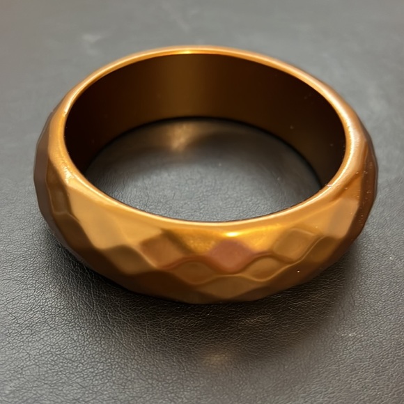 Vintage Plastic Bangle Bracelet, Gold, Multi-Faceted, Retro, Boho - Picture 3 of 6